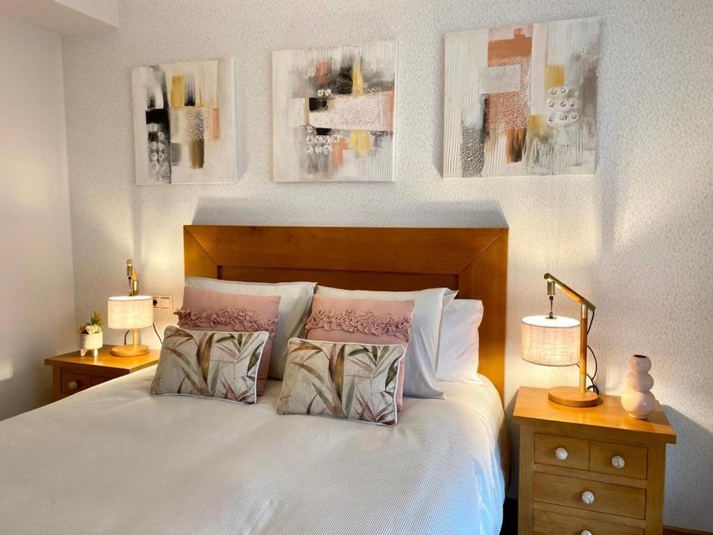 Andainas F Apartment Milladoiro Luaran gambar